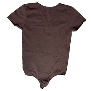 SKIMS NWOT Chocolate Brown Raw Jersey Crewneck Thong Short Sleeve Bodysuit S/M